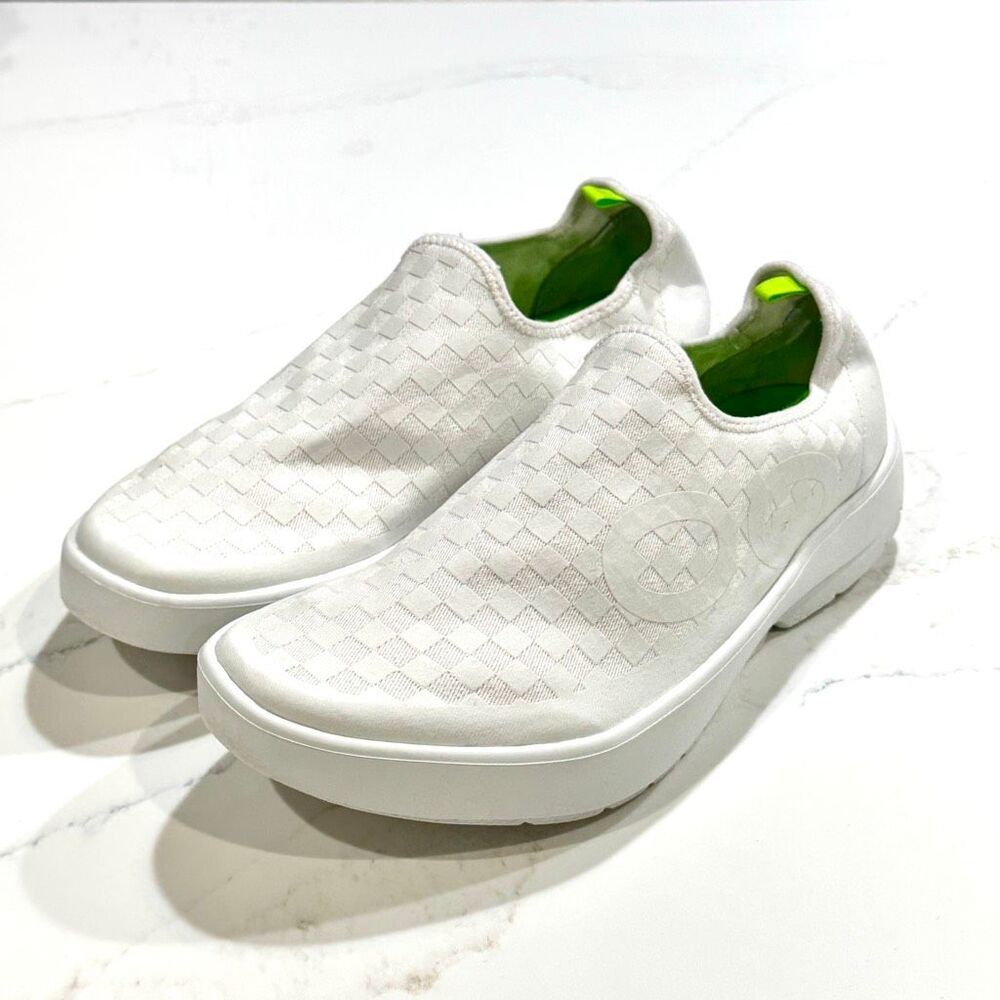 Oofos Oomg Eezee Low Canvas Slip-On Shoes